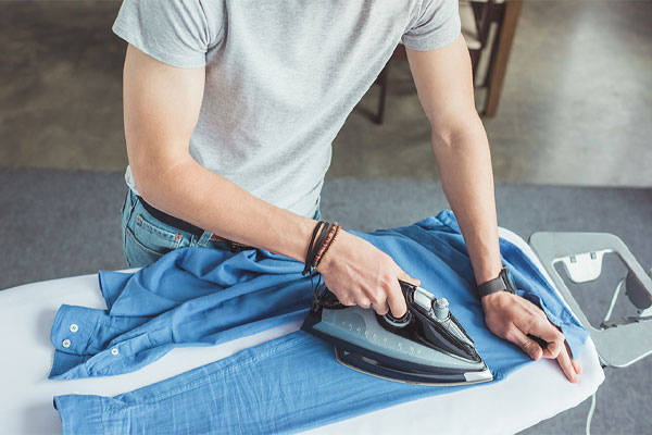 طرز اتو كردن پيراهن مردانه