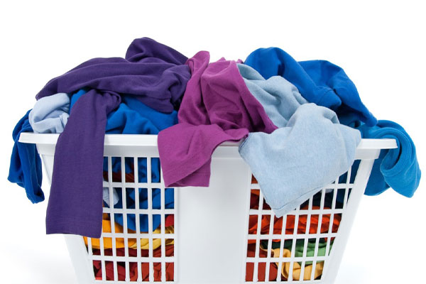 دسته‌بندی لباس‌ها بر اساس رنگ