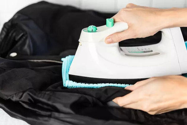 اتو کردن چرم