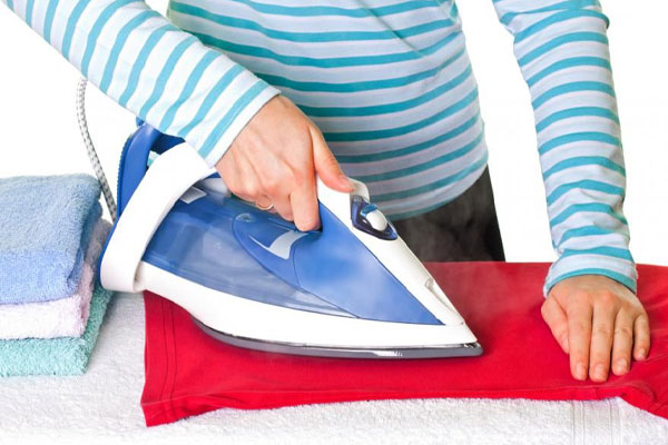 نکات ایمنی و مراقبتی هنگام اتو کردن بافتنی