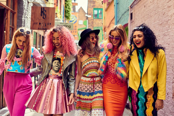 اهمیت رنگ در لباس