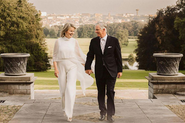 انتخاب پارچه و تناسب پوشش