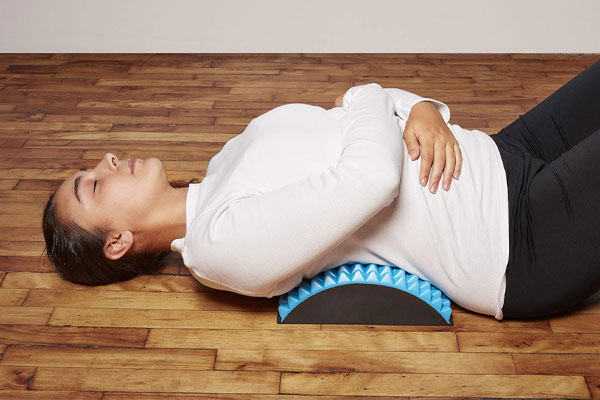 بالش برای گودی کمر